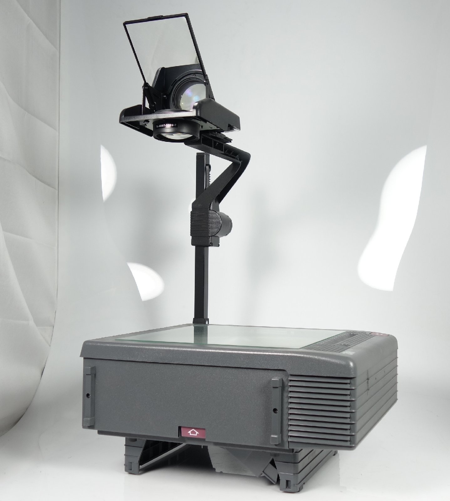 OVERHEADPROJEKTOR 3M MODEL 9700 PORTABLE OVERHEAD 400W LAMPE !! +++ eBay