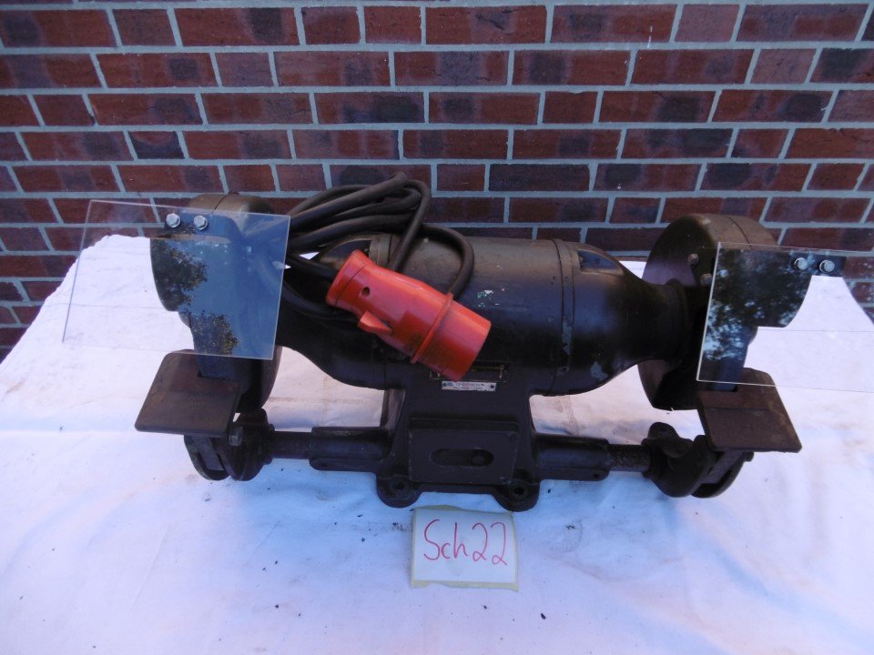 1x AEG Schleifbock Schleifmaschine 16A schleifen  Bundeswehr (SCH22)
